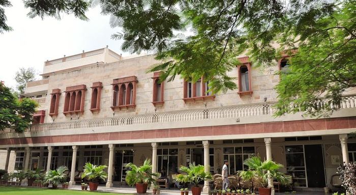 Hotel Arya Niwas